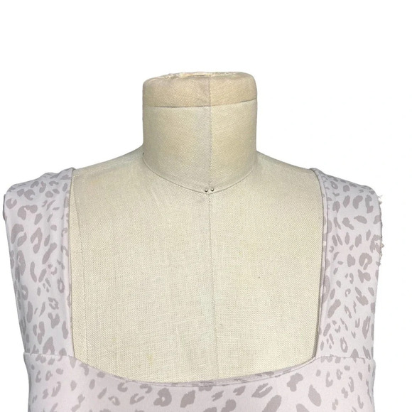 Allfenix Sports Bra Activewear Cheetah Leopard Animal Print White Gray Size XS - Picture 2 of 12